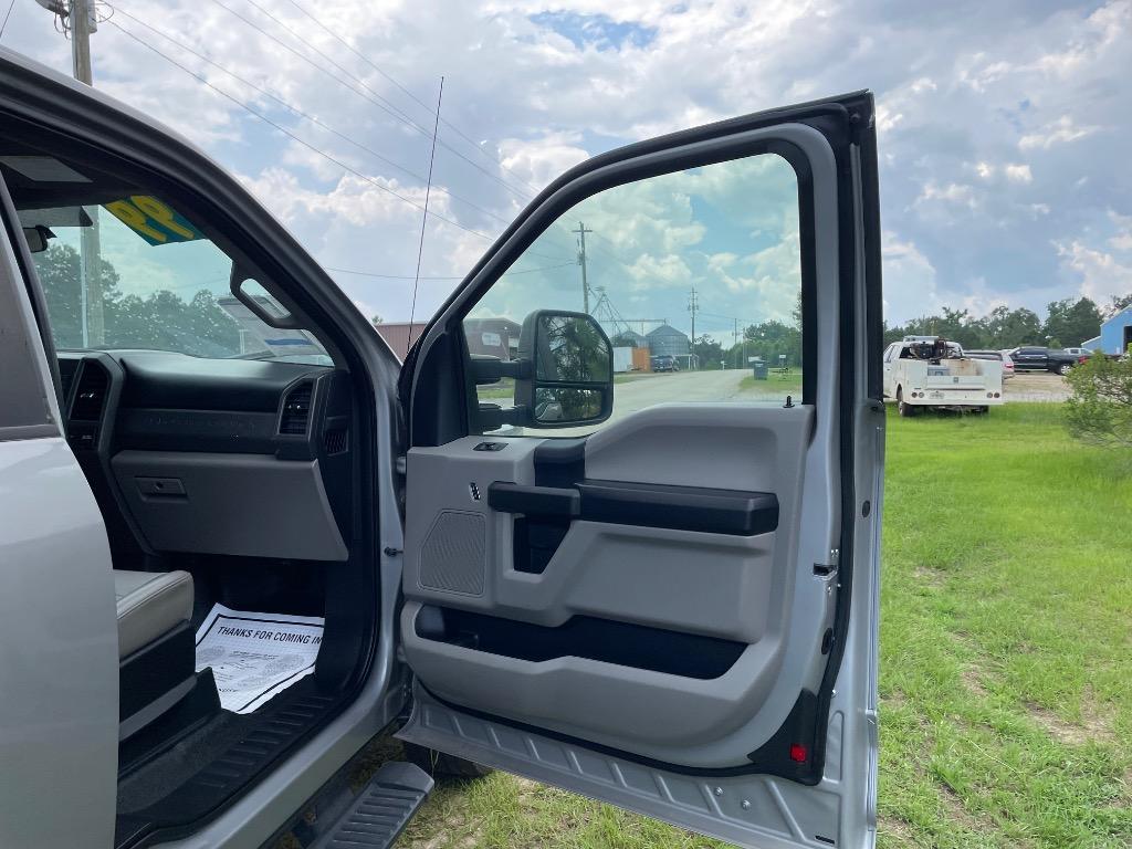 2019 Ford F-350 - $16,999