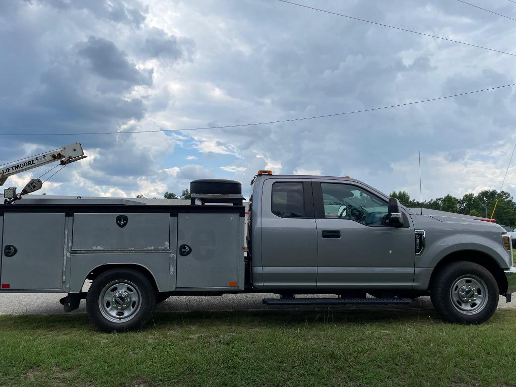 2019 Ford F-350 - $16,999