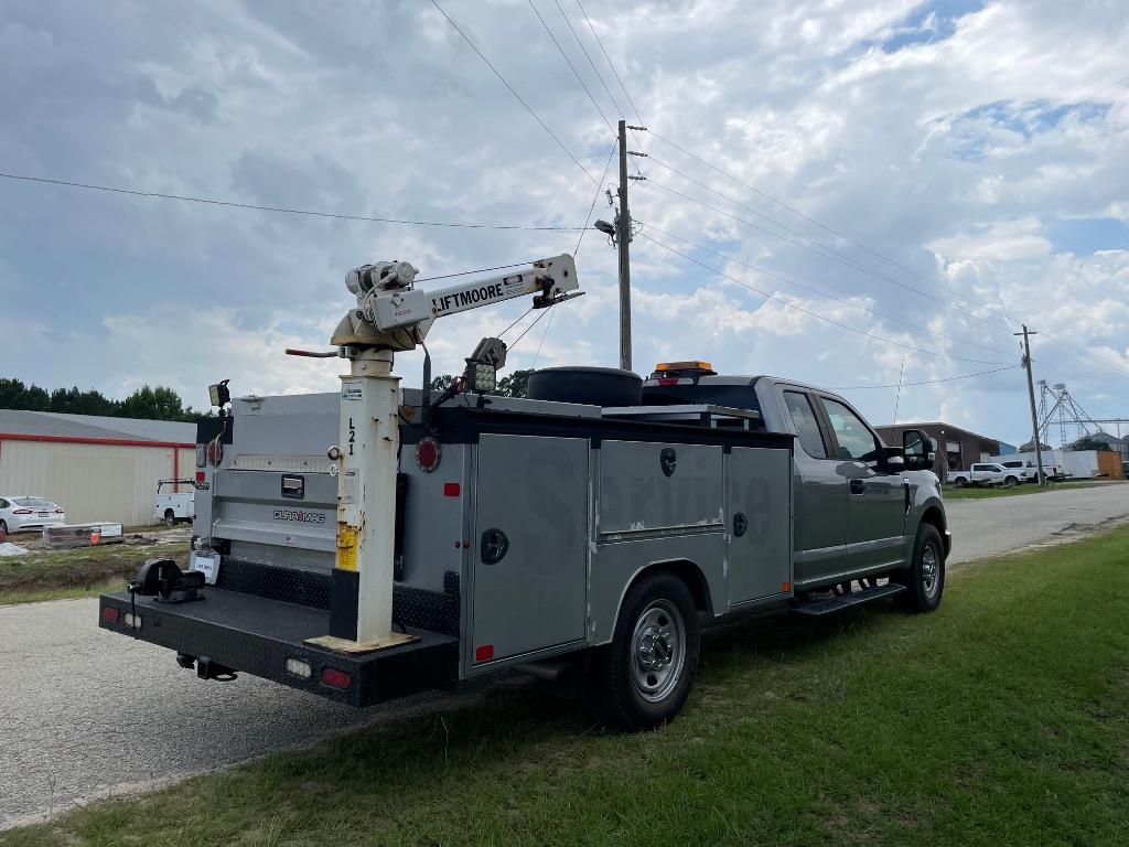 2019 Ford F-350 - $16,999