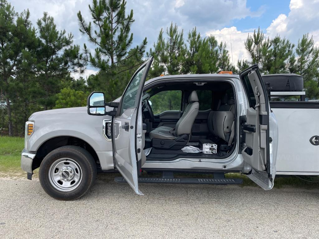 2019 Ford F-350 - $16,999