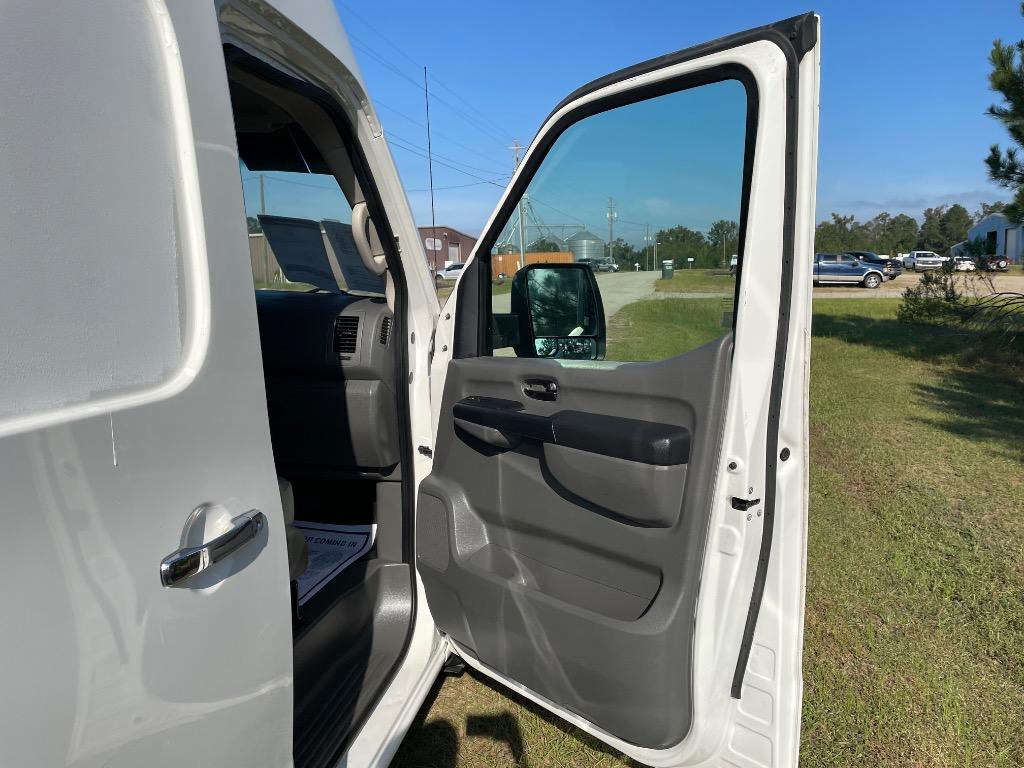 2012 Nissan Nv - $9,999