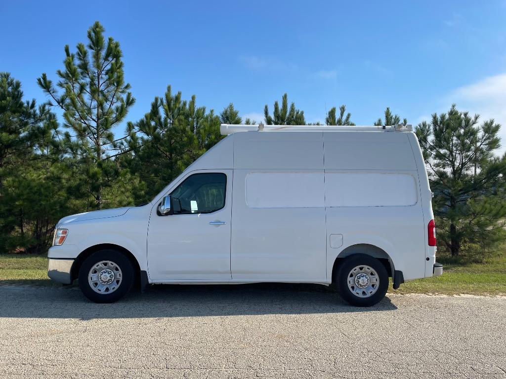 2012 Nissan Nv - $9,999