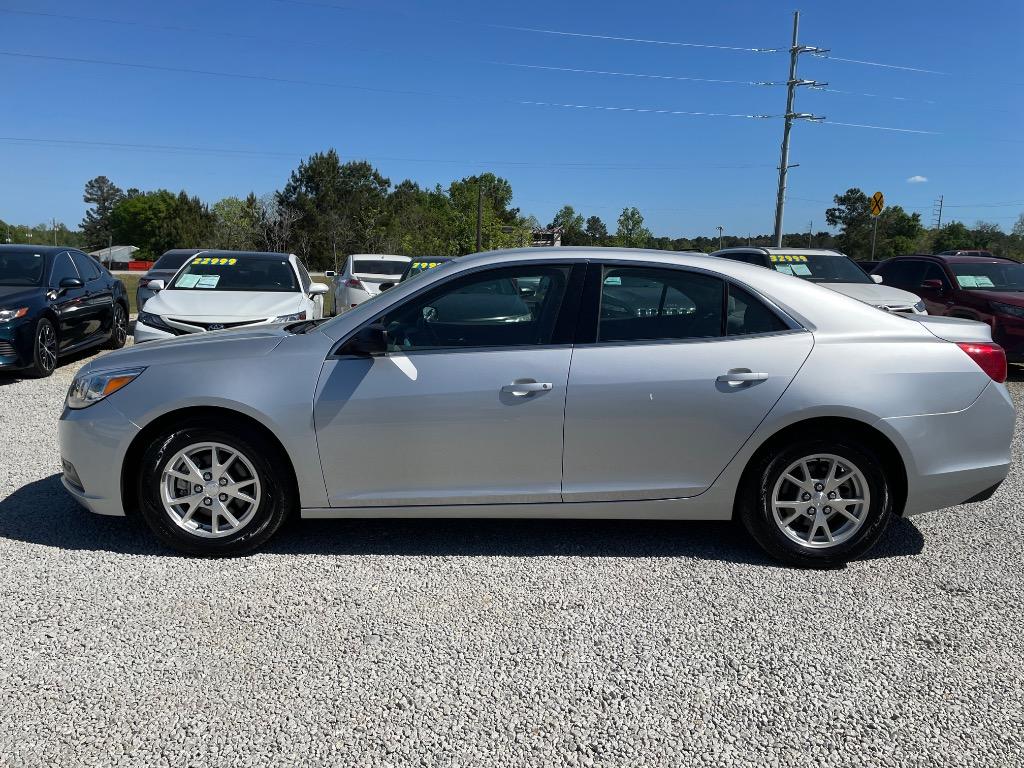 2013 Chevrolet Malibu - $4,999