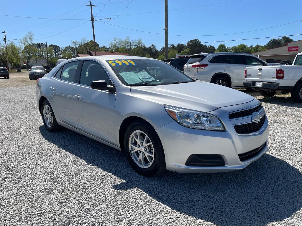2013 Chevrolet Malibu - $4,999