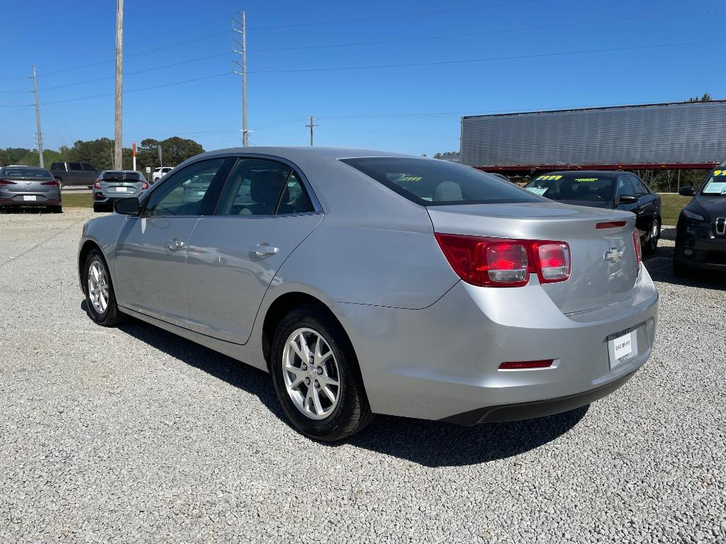 2013 Chevrolet Malibu - $4,999