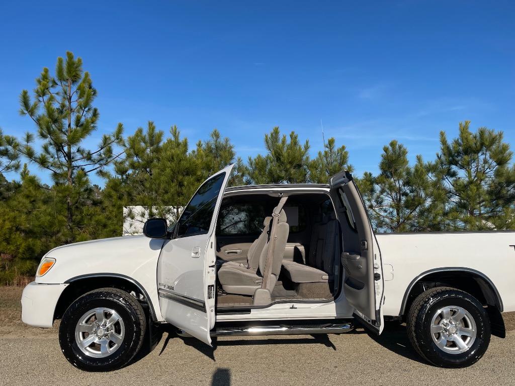 2006 Toyota Tundra - $8,999