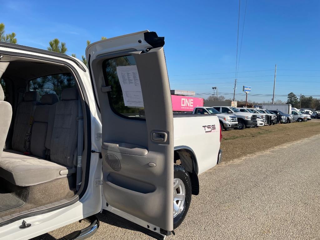 2006 Toyota Tundra - $8,999