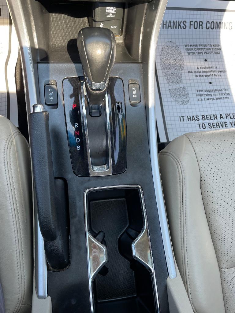 2013 Honda Accord - $7,999