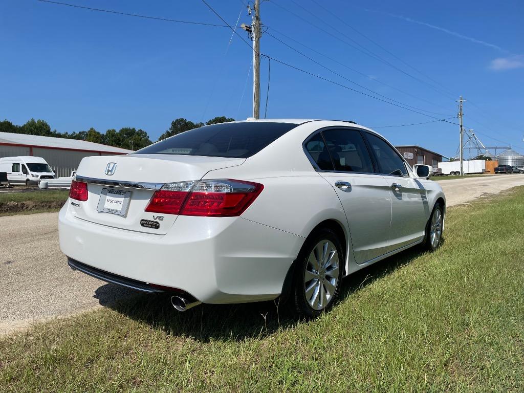 2013 Honda Accord - $7,999
