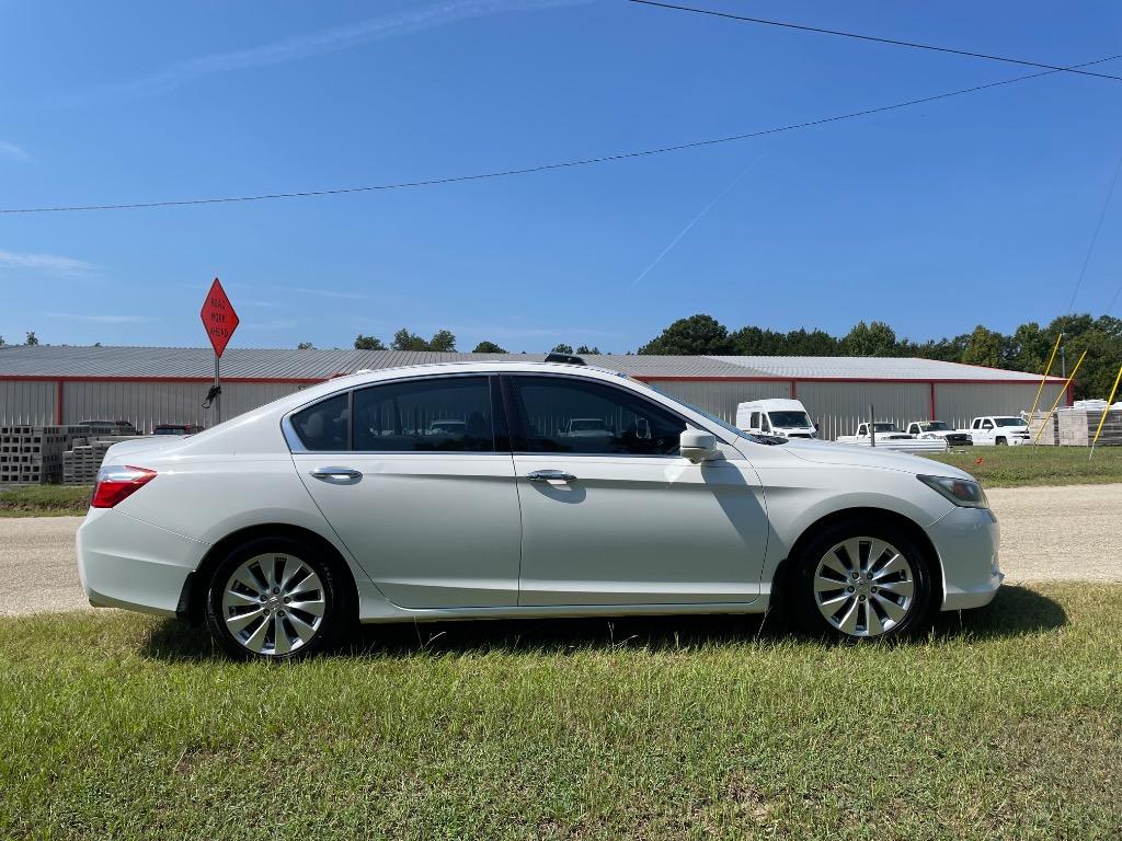 2013 Honda Accord - $7,999