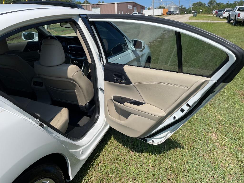 2013 Honda Accord - $7,999