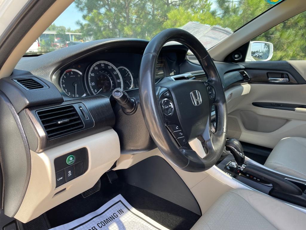 2013 Honda Accord - $7,999