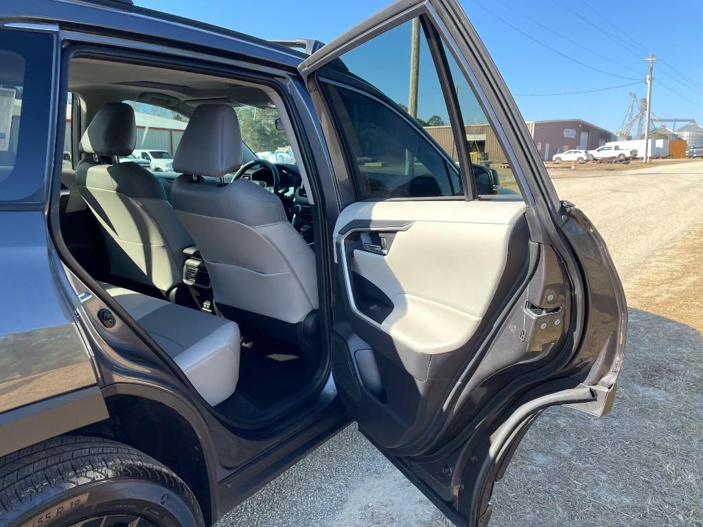 2023 Toyota RAV4 - $29,999