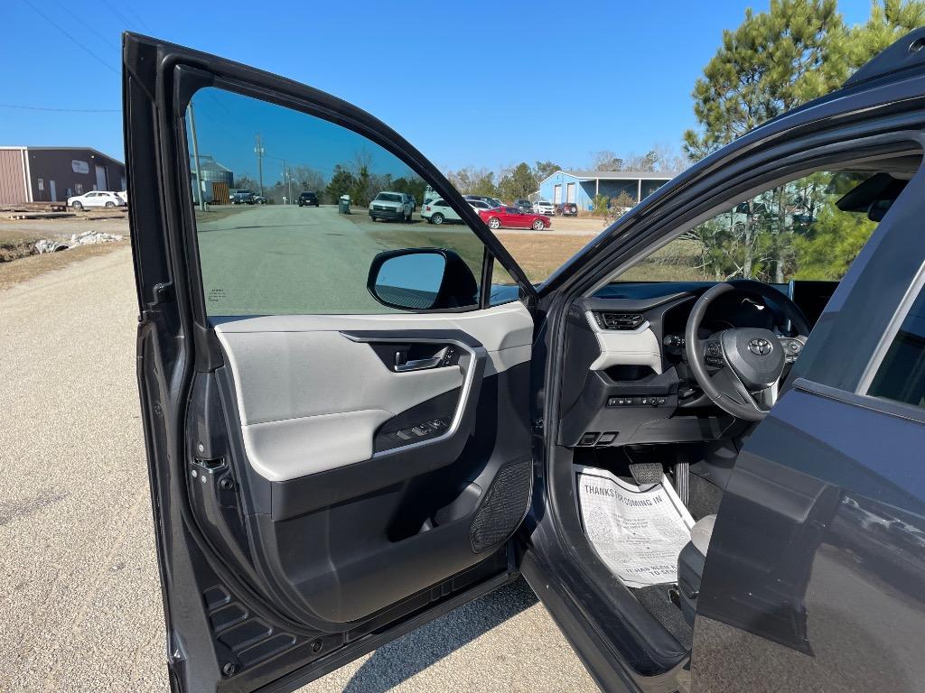 2023 Toyota RAV4 - $29,999