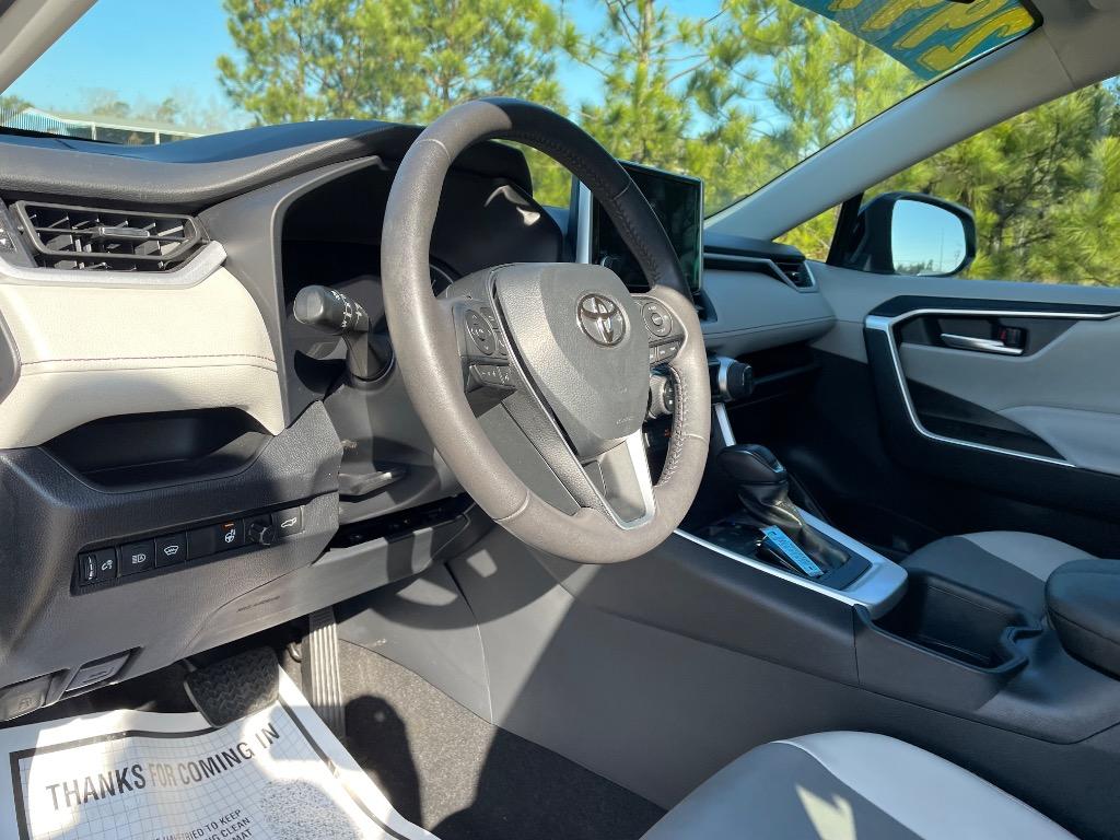 2023 Toyota RAV4 - $29,999
