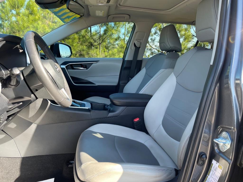 2023 Toyota RAV4 - $29,999