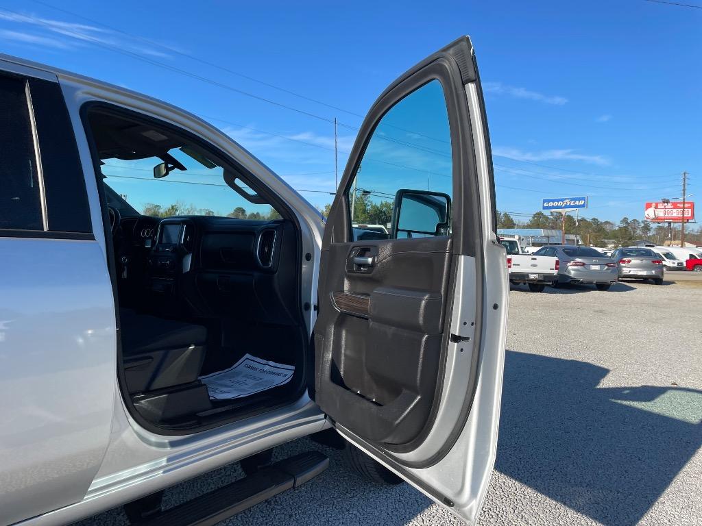 2020 Chevrolet Silverado 2500HD - $28,999