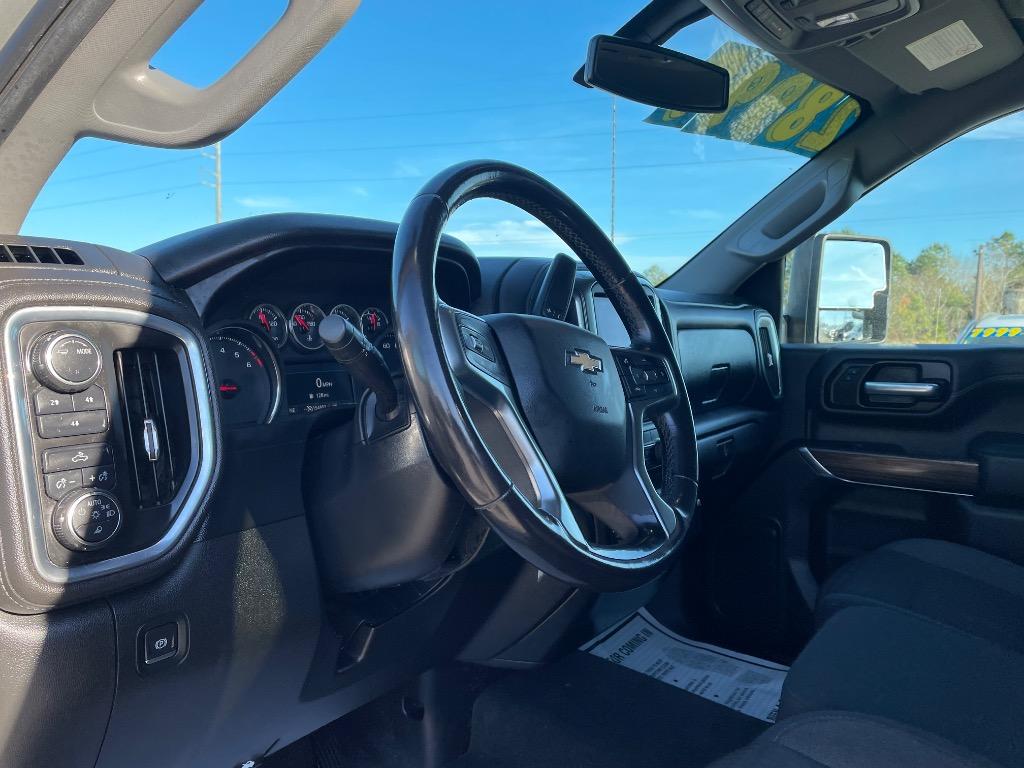 2020 Chevrolet Silverado 2500HD - $28,999