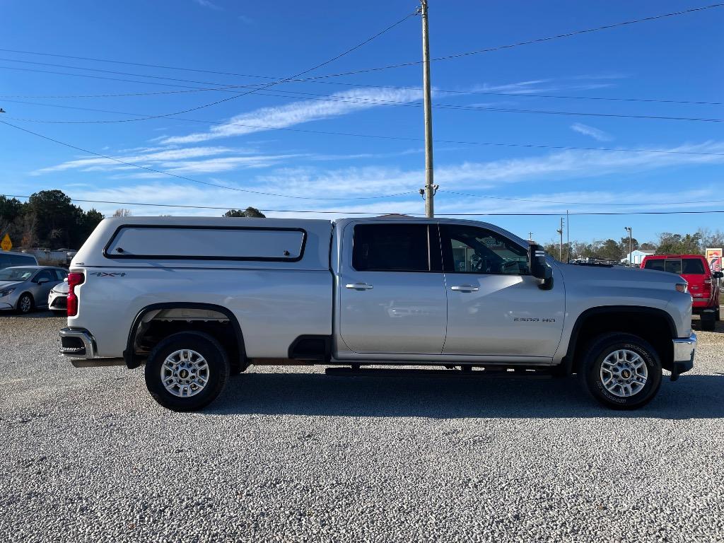 2020 Chevrolet Silverado 2500HD - $28,999