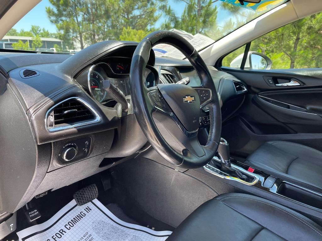2018 Chevrolet Cruze - $5,999