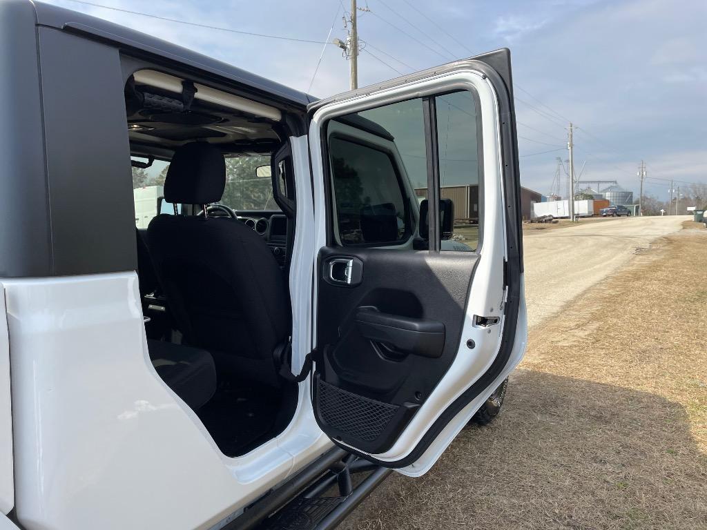 2021 Jeep Gladiator - $24,999