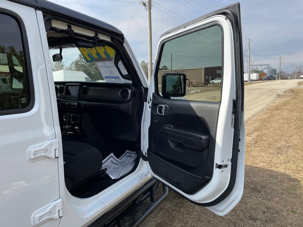 2021 Jeep Gladiator - $24,999
