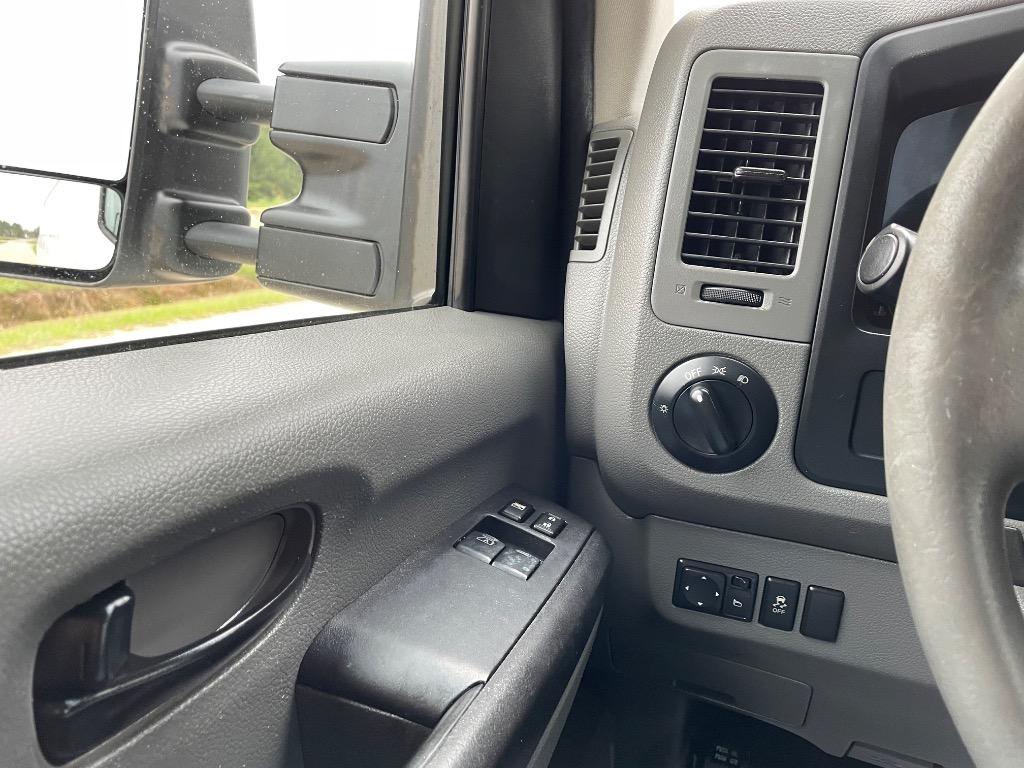 2016 Nissan Nv - $13,999