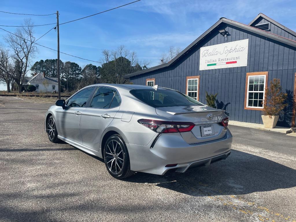 2023 Toyota Camry - $24,999