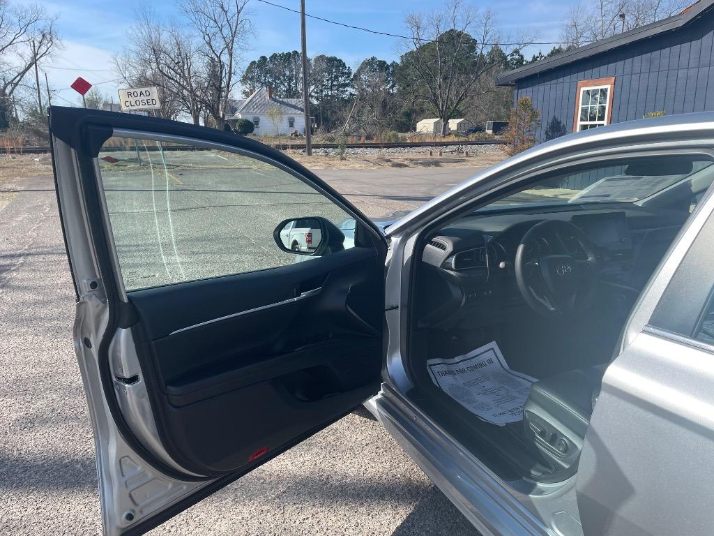 2023 Toyota Camry - $24,999