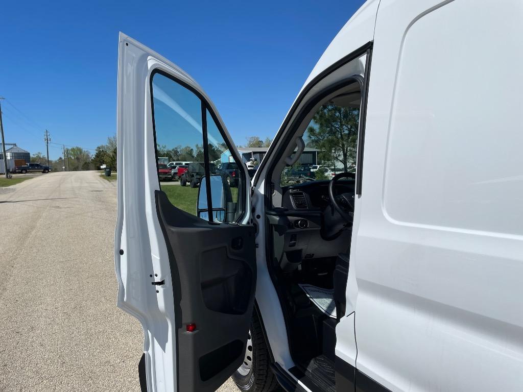 2024 Ford Transit - $47,999