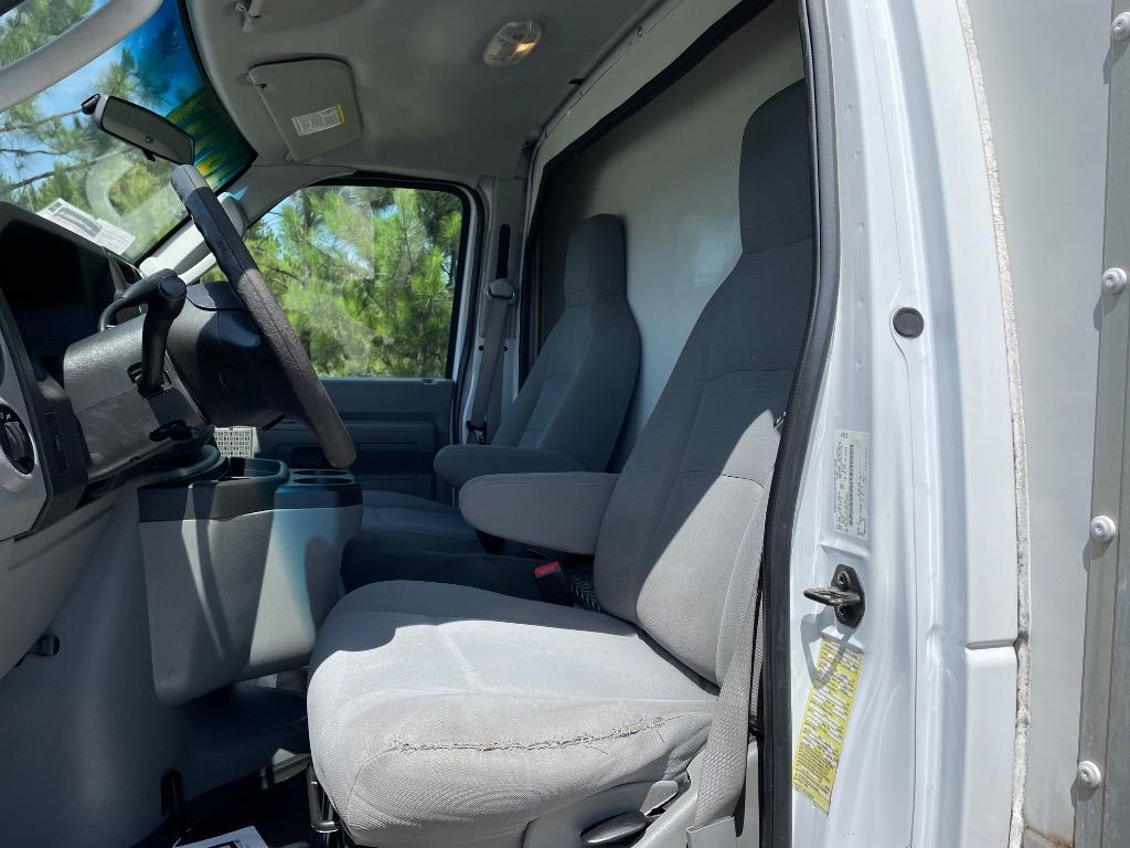 2017 Ford E-450 - $18,999