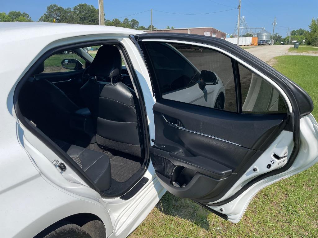 2018 Toyota Camry - $14,999