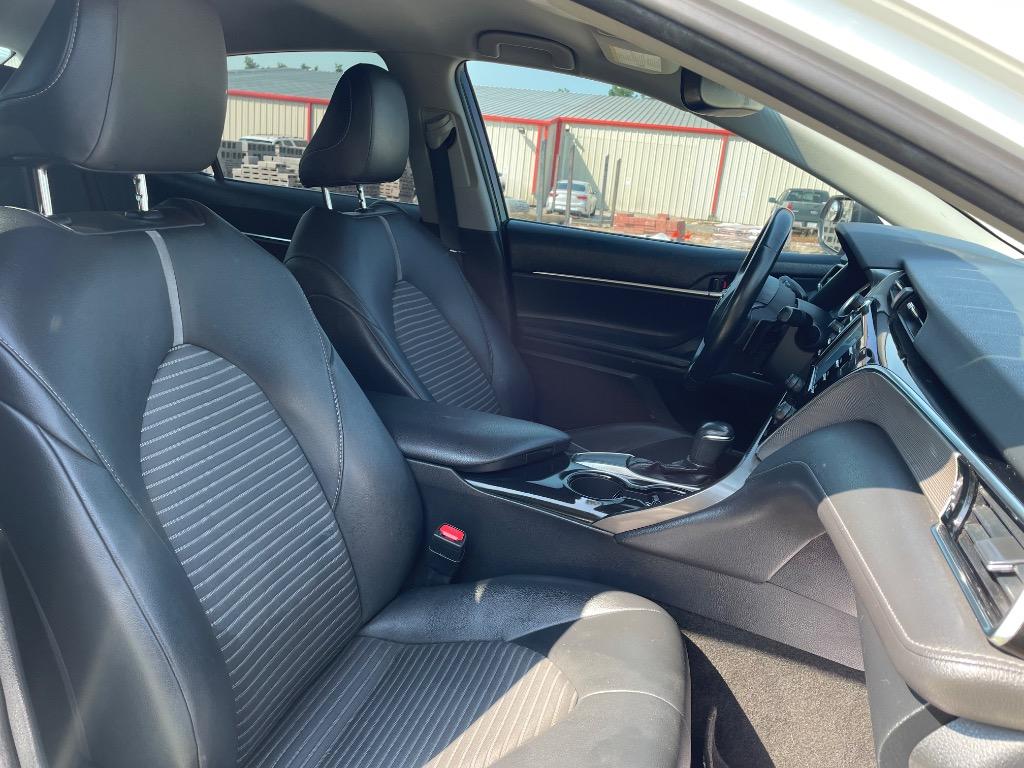 2018 Toyota Camry - $14,999