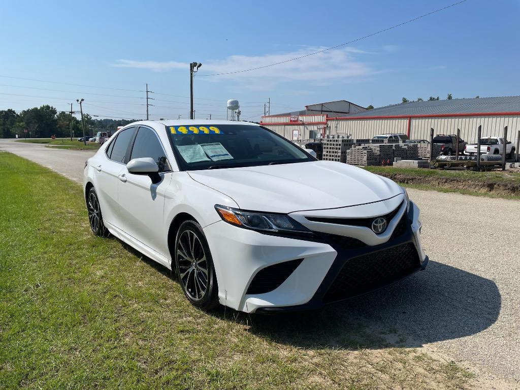 2018 Toyota Camry - $14,999