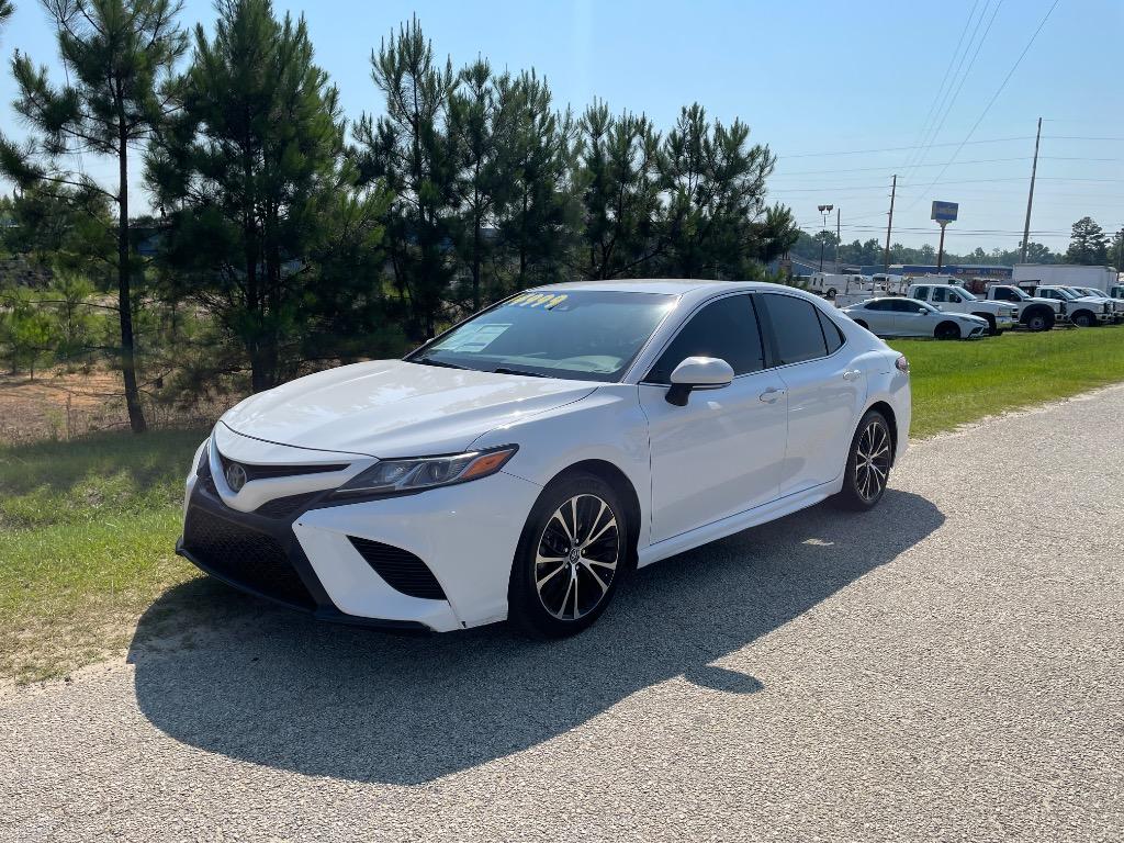 2018 Toyota Camry - $14,999