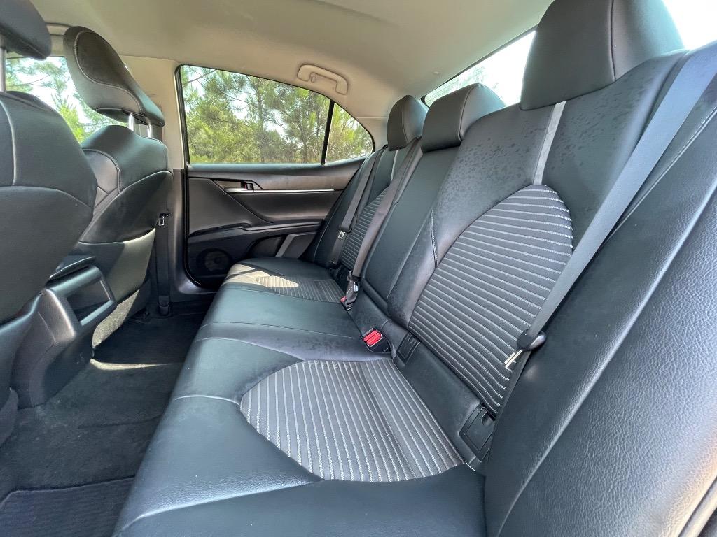 2018 Toyota Camry - $14,999