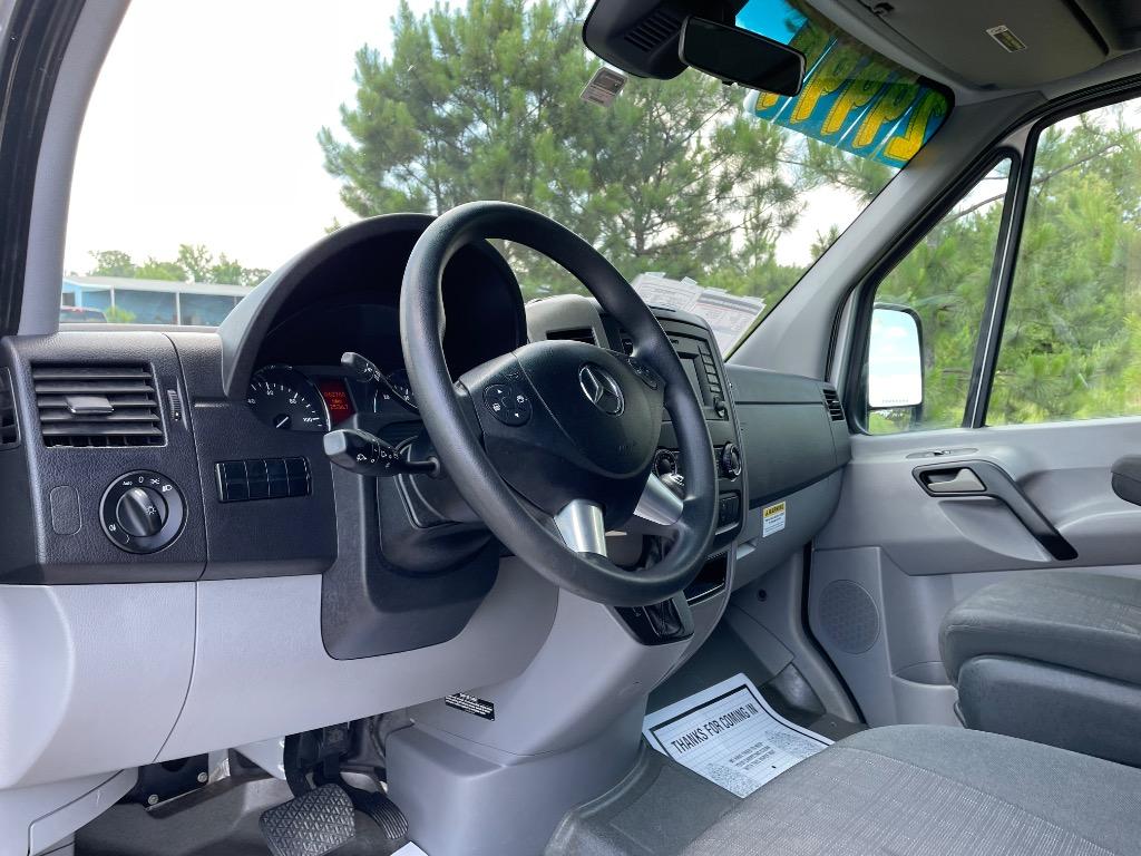 2015 Mercedes-Benz 500 - $29,999