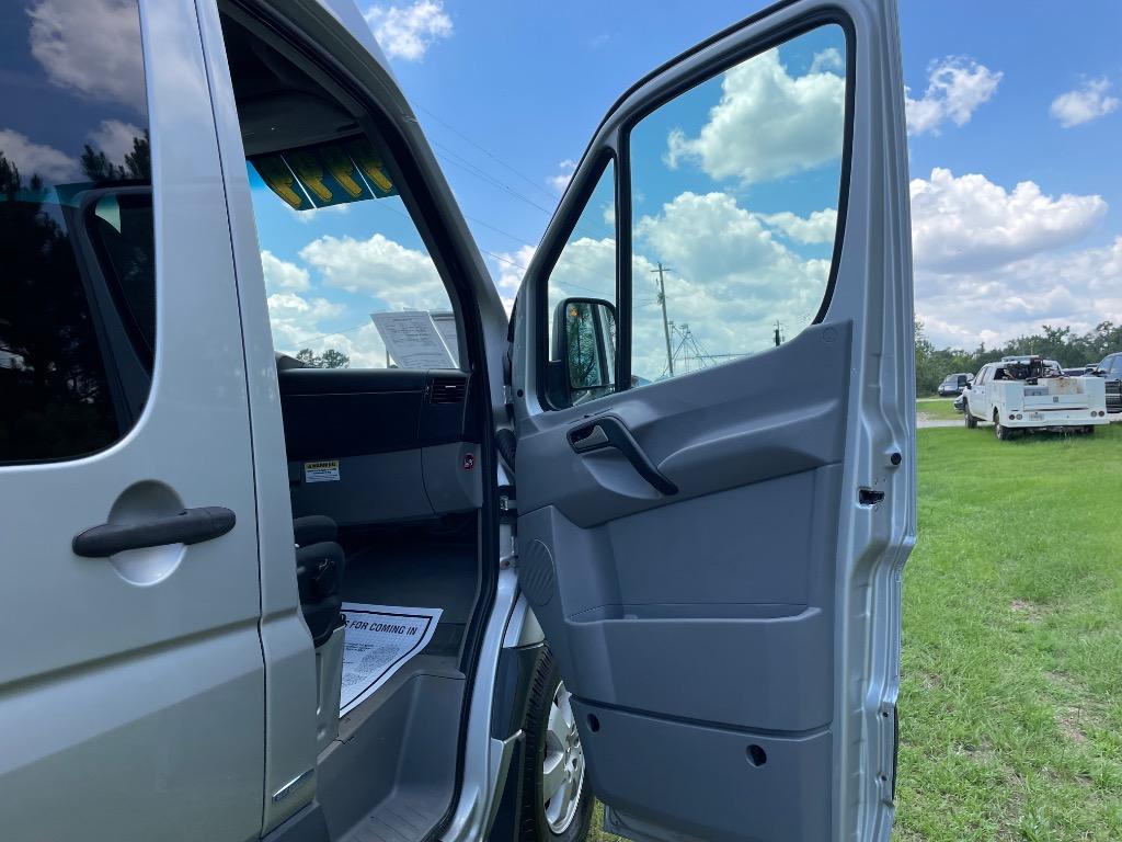 2015 Mercedes-Benz 500 - $29,999