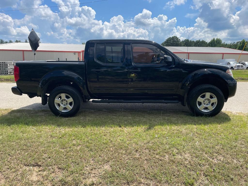 2015 Nissan Frontier - $14,999