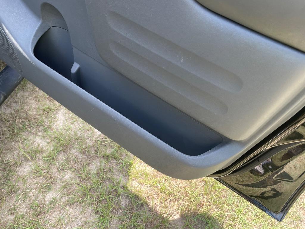 2015 Nissan Frontier - $14,999