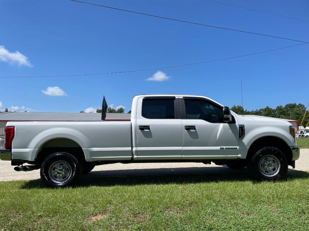 2017 Ford F-250 - $24,999