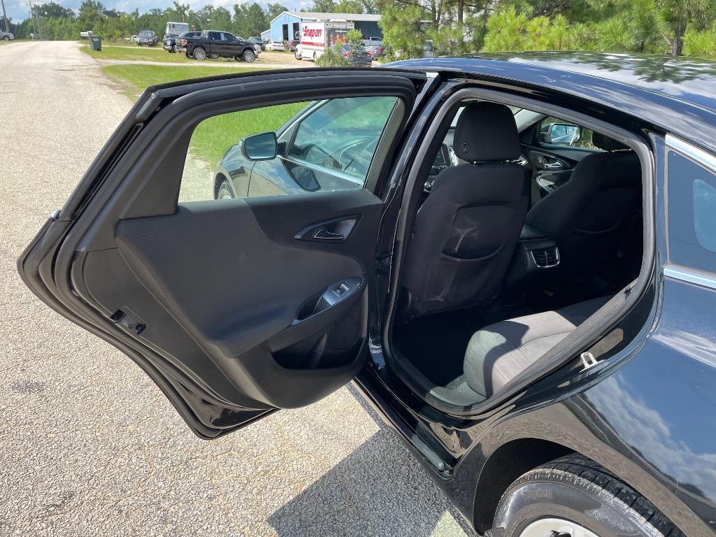 2018 Chevrolet Malibu - $5,999