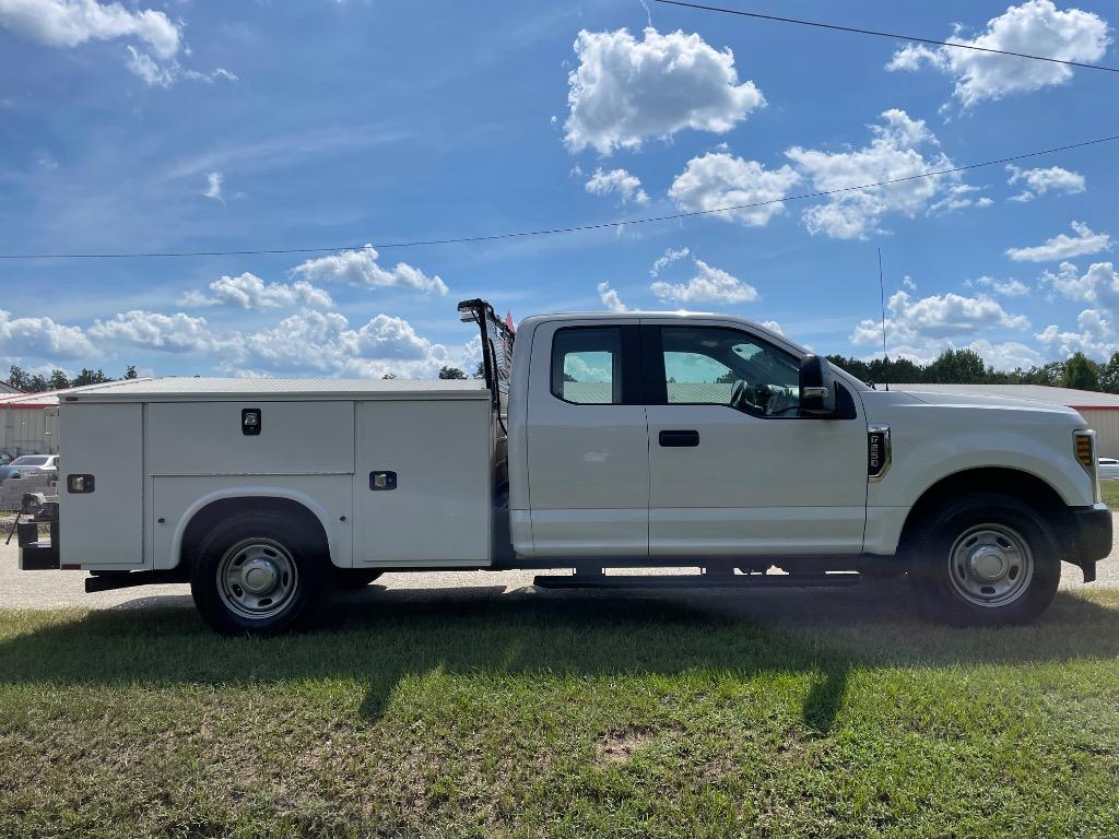 2019 Ford F-250 - $17,999