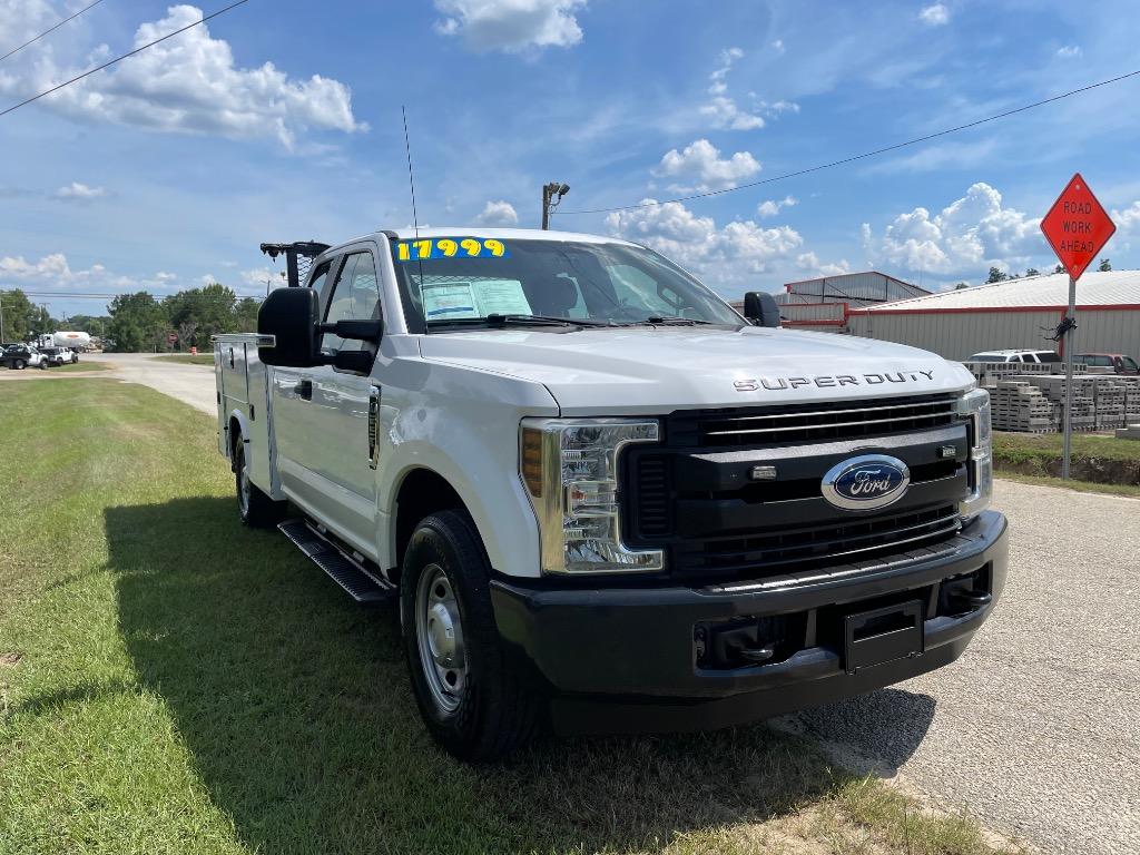 2019 Ford F-250 - $17,999