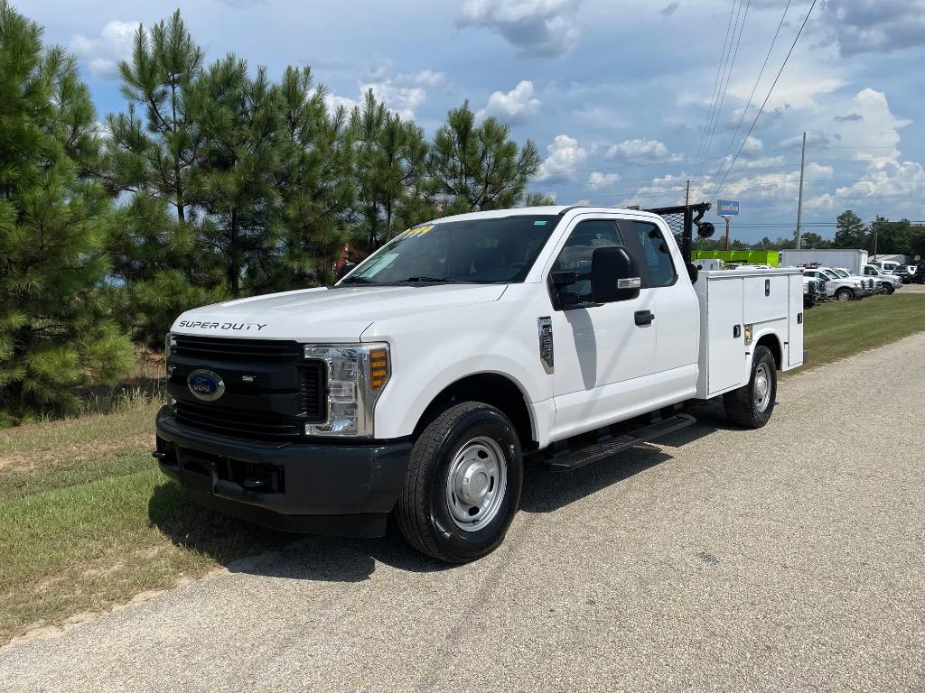 2019 Ford F-250 - $17,999