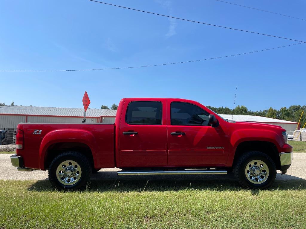 2013 GMC Sierra - $10,999