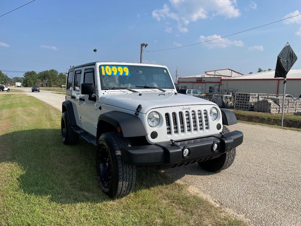 2015 Jeep Wrangler - $10,999