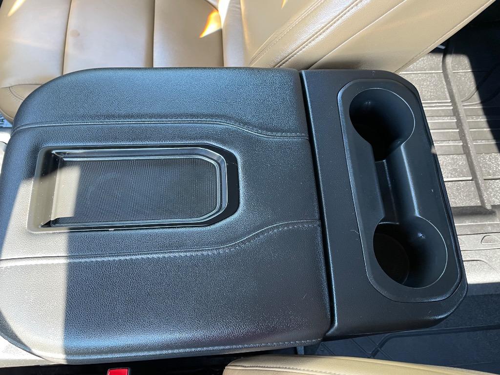 2022 Chevrolet Silverado Hd - $24,999
