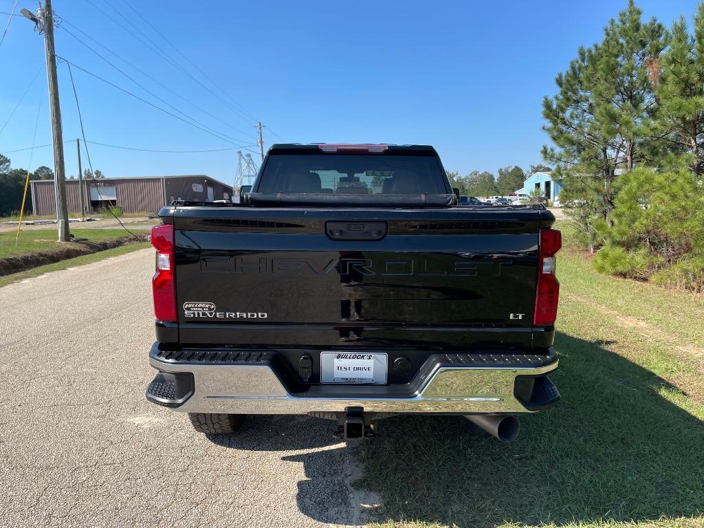 2022 Chevrolet Silverado Hd - $24,999