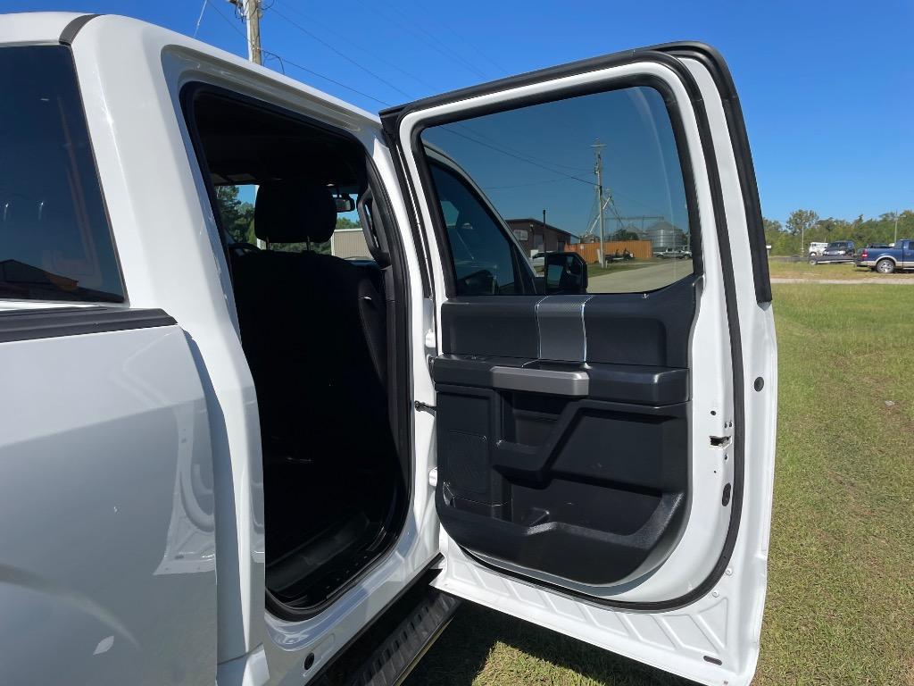 2018 Ford F-150 - $15,999